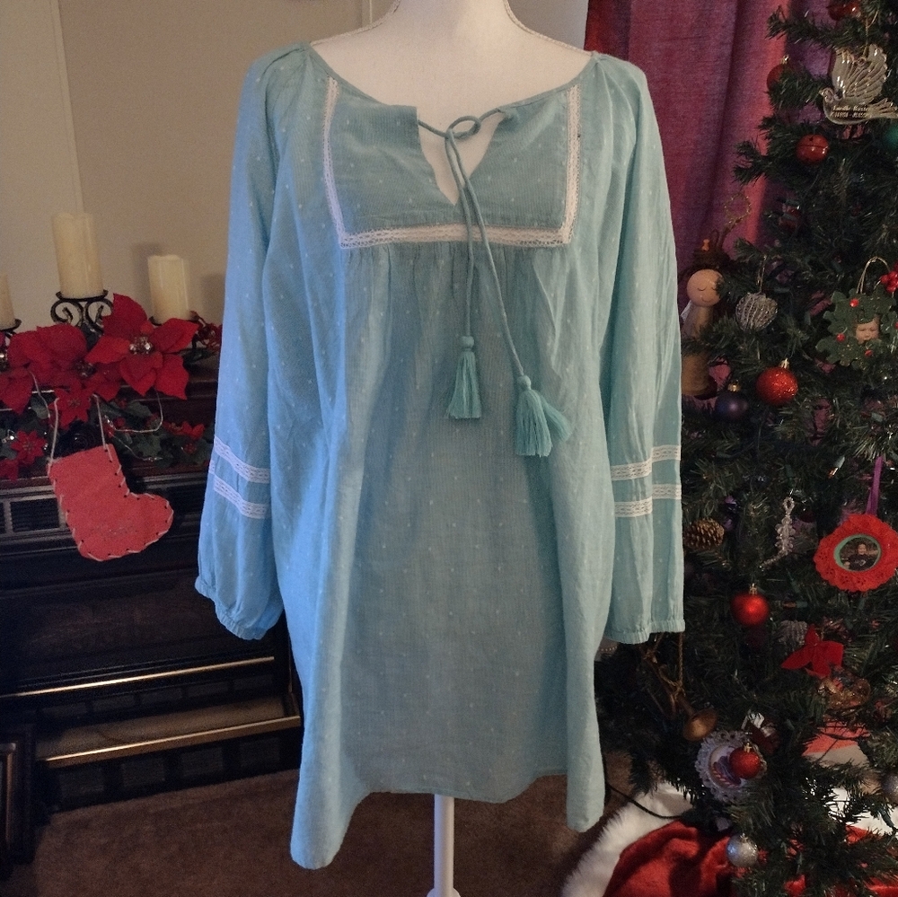 Ladies top size 3X NWOT